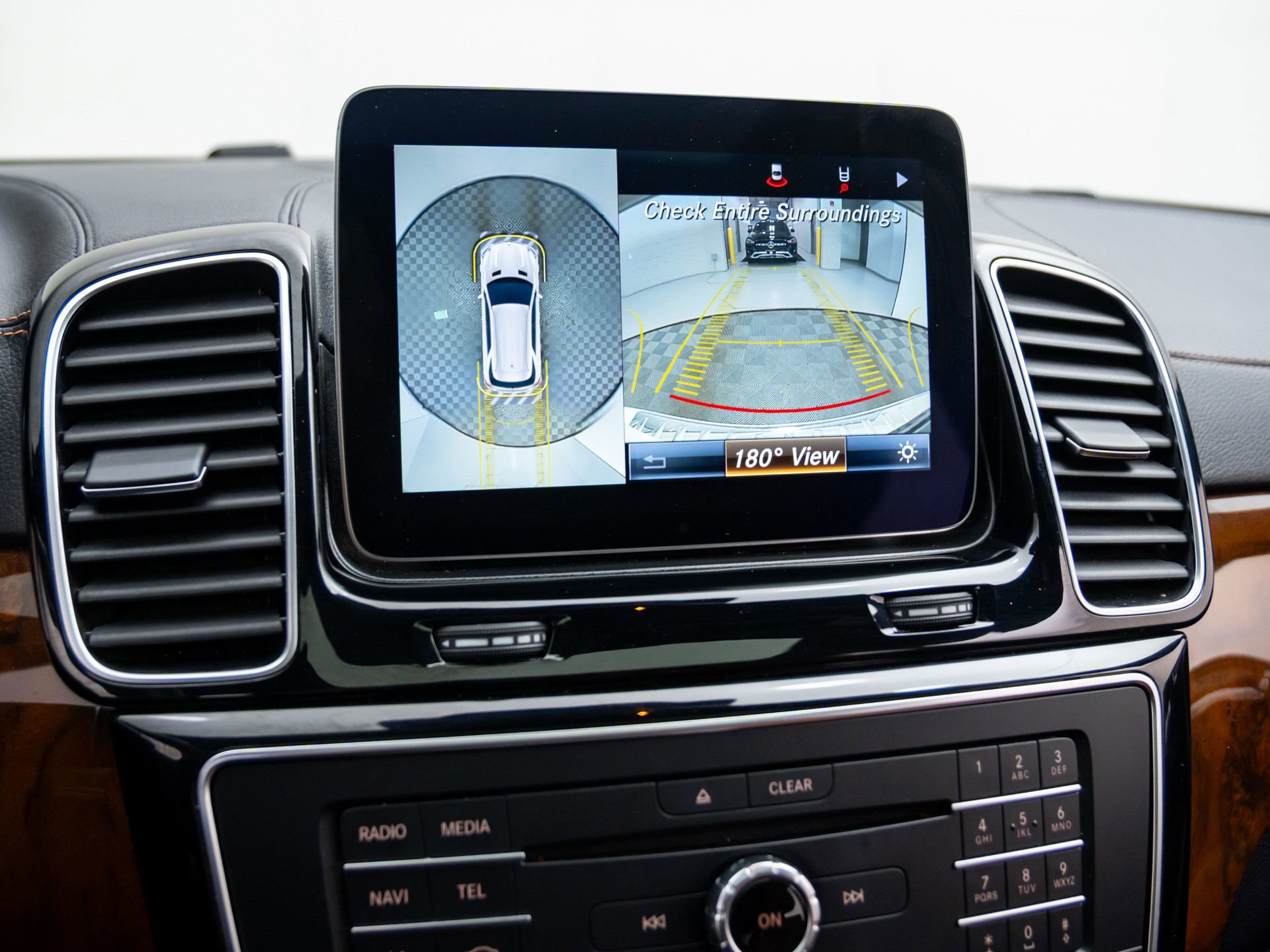 Used 2017 Mercedes-Benz GLE 400 4MATIC image 28