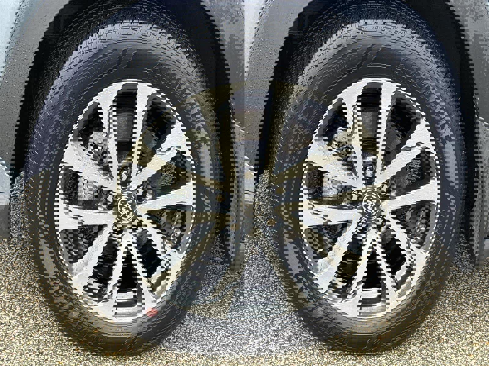 Used 2025 Toyota Corolla Cross XLE w/ Convenience Package image 12