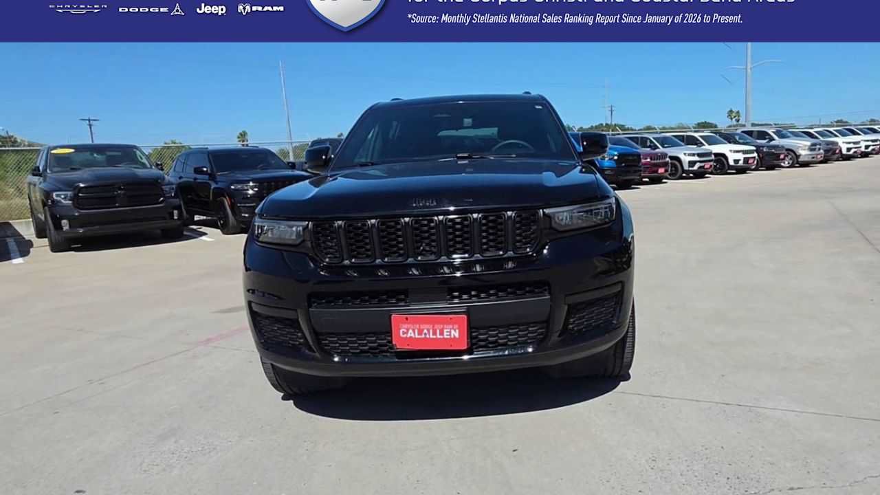 Used 2024 Jeep Grand Cherokee L Altitude AWD/4WD image 3