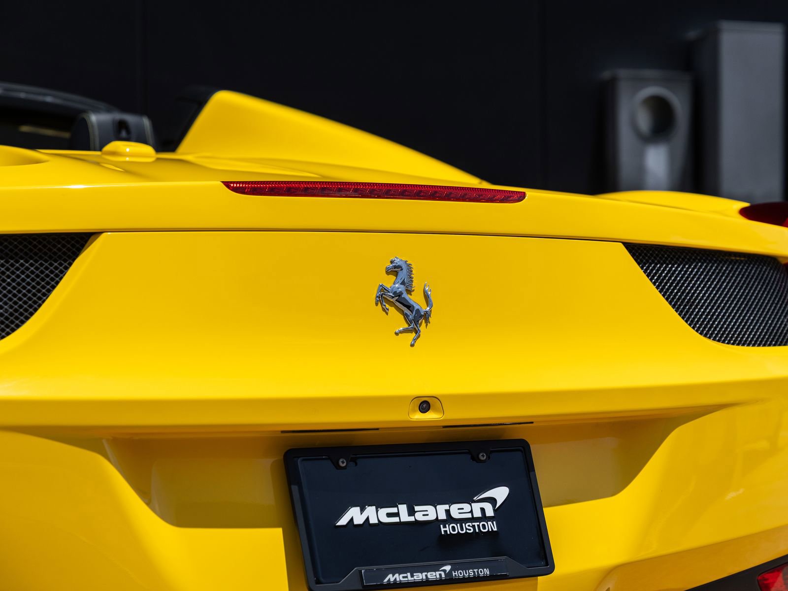 Used 2015 Ferrari 458 Spider RWD image 17