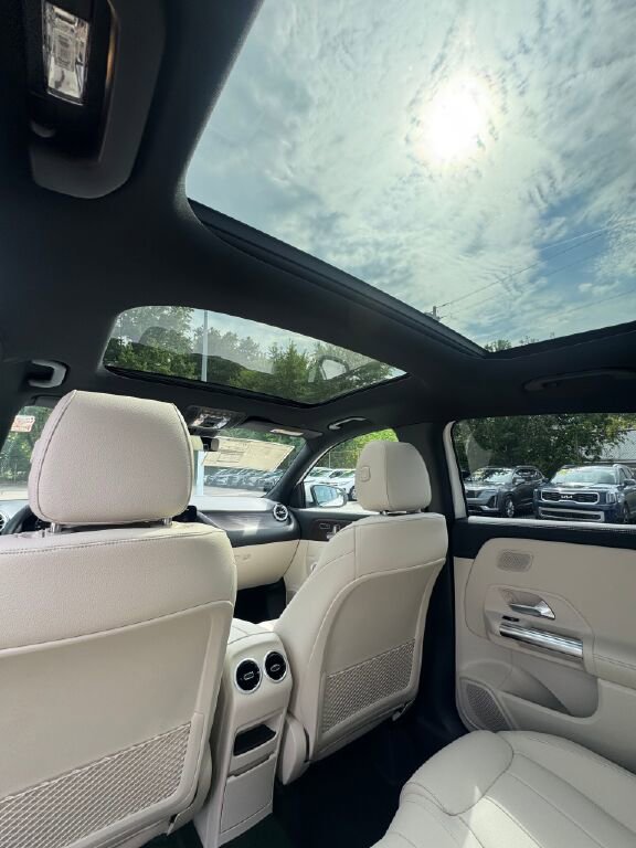 New 2026 Mercedes-Benz GLA 250 4MATIC image 17