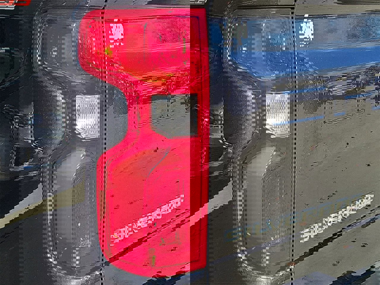 Used 2022 Chevrolet Silverado 1500 LT Trail Boss image 34