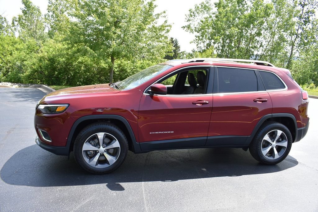 Used 2019 Jeep Cherokee Limited AWD/4WD image 8