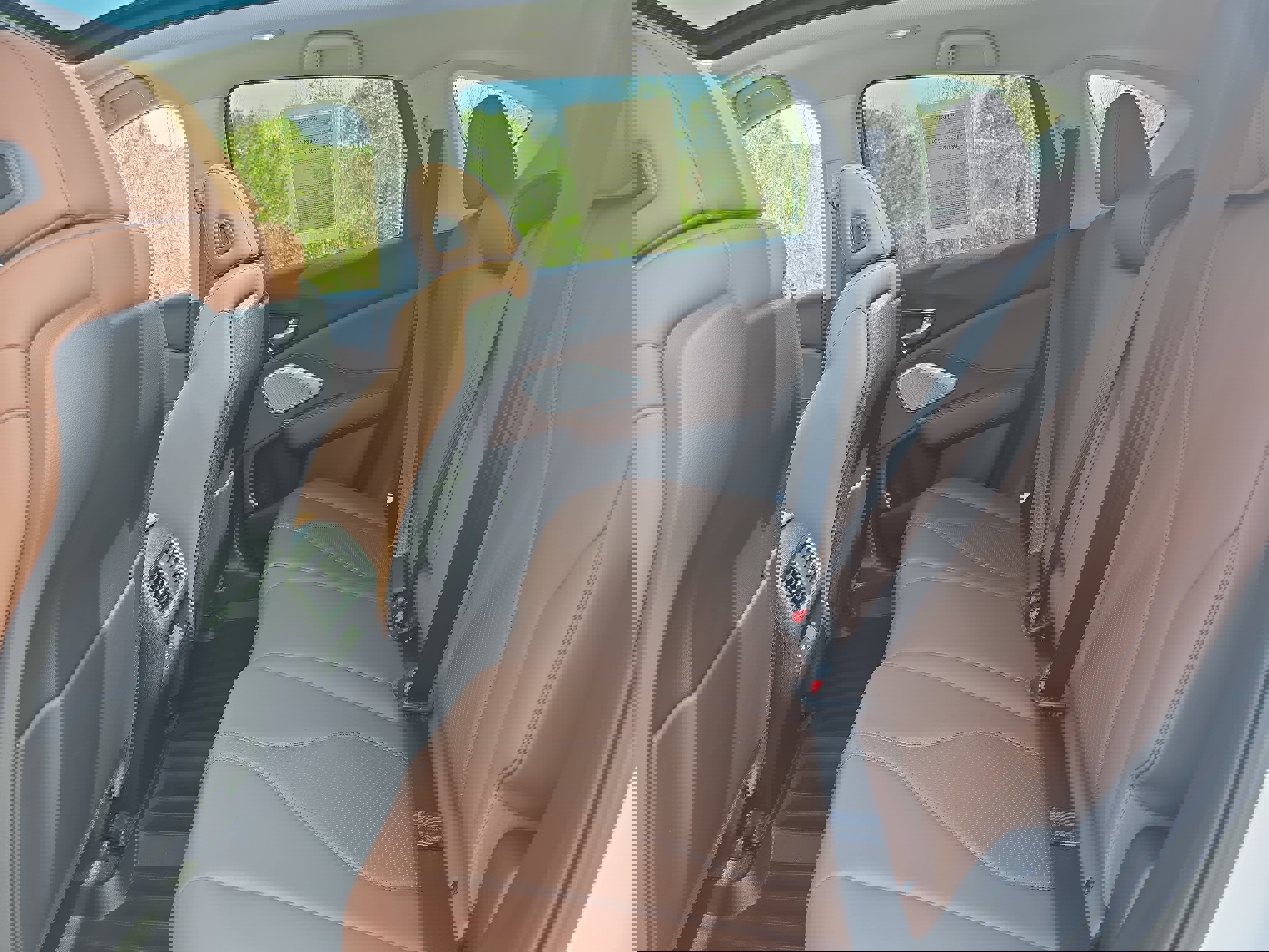 Used 2025 Acura RDX w/Technology Package image 14