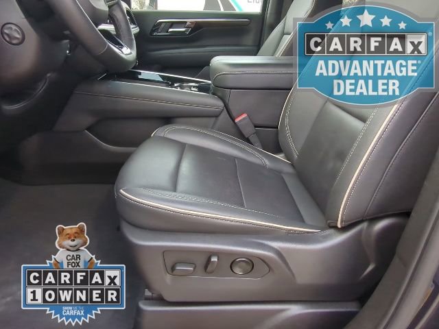Used 2025 Chevrolet Suburban Premier RWD image 15