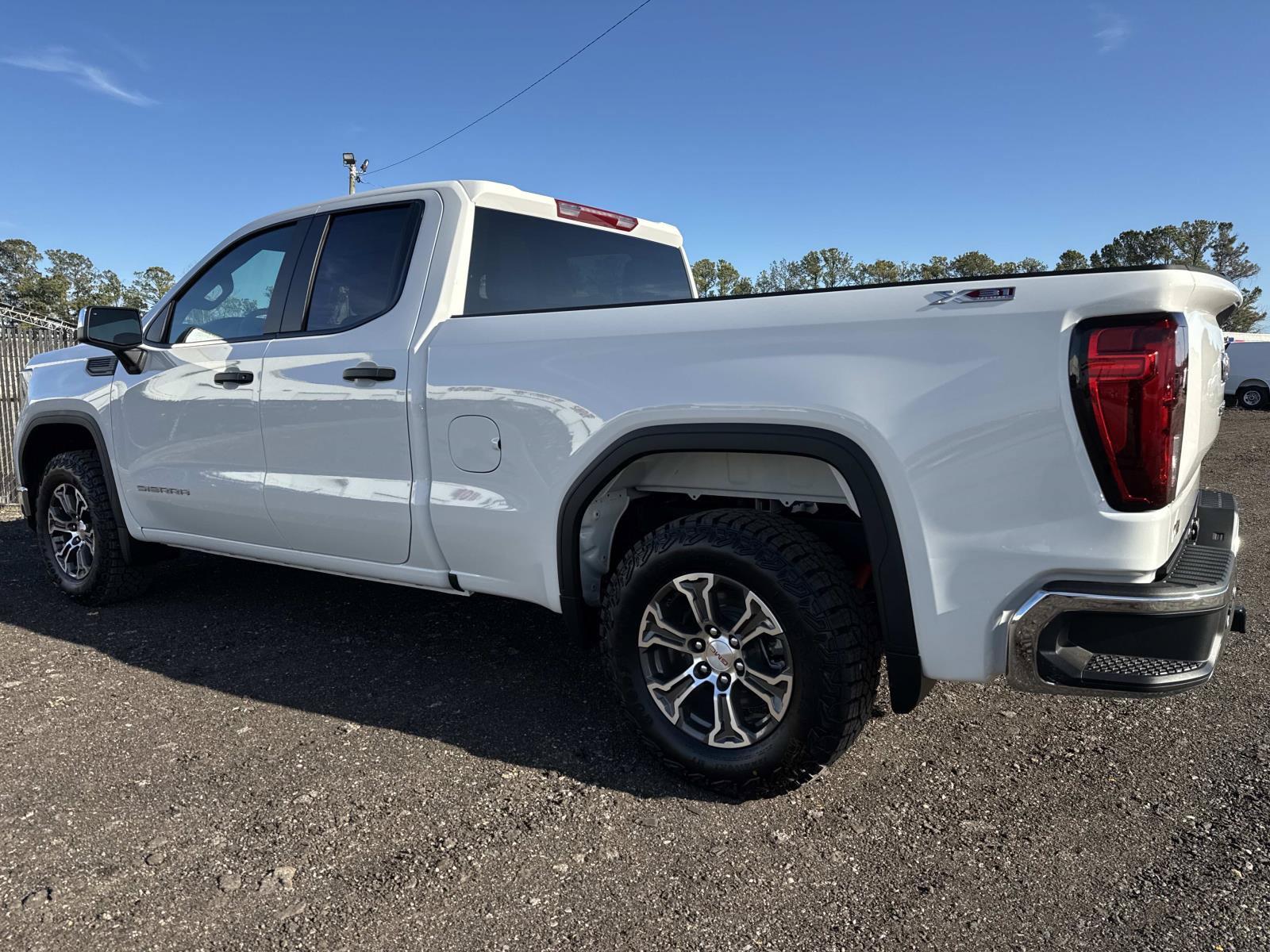 New 2026 GMC Sierra 1500 Pro w/ Pro Value Package AWD/4WD image 5