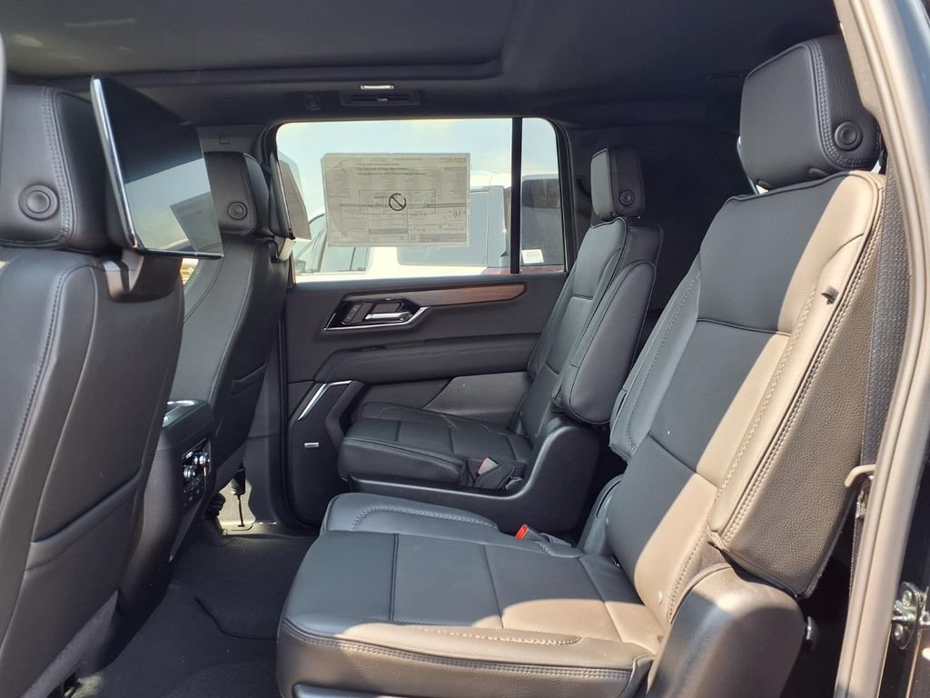 New 2026 GMC Yukon XL Denali w/ Denali Reserve Package AWD/4WD image 13