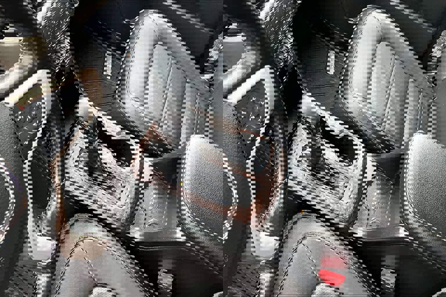 Used 2022 GMC Canyon Denali w/ Denali Black Edition Package image 17