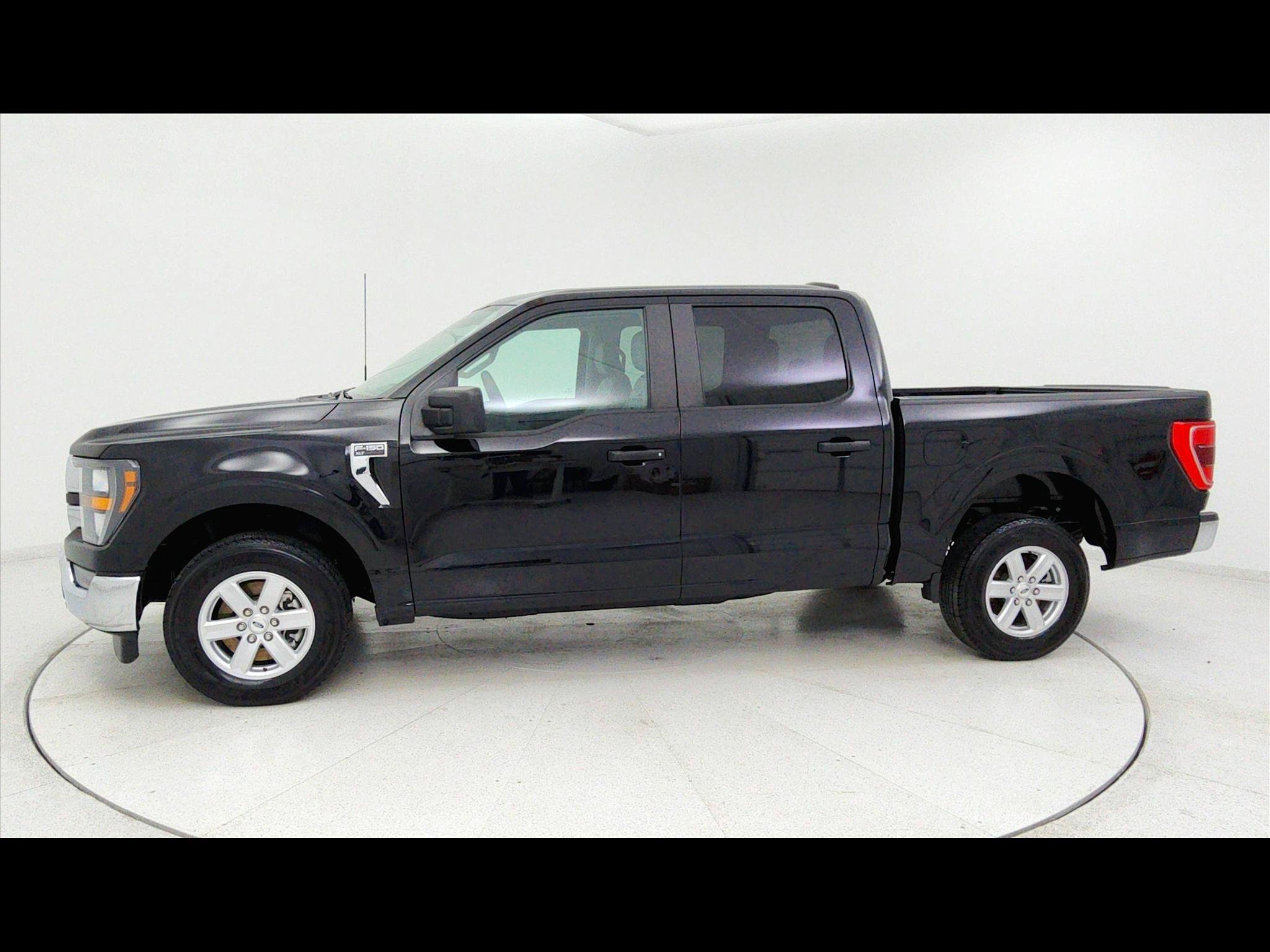 Used 2023 Ford F150 XLT RWD image 1