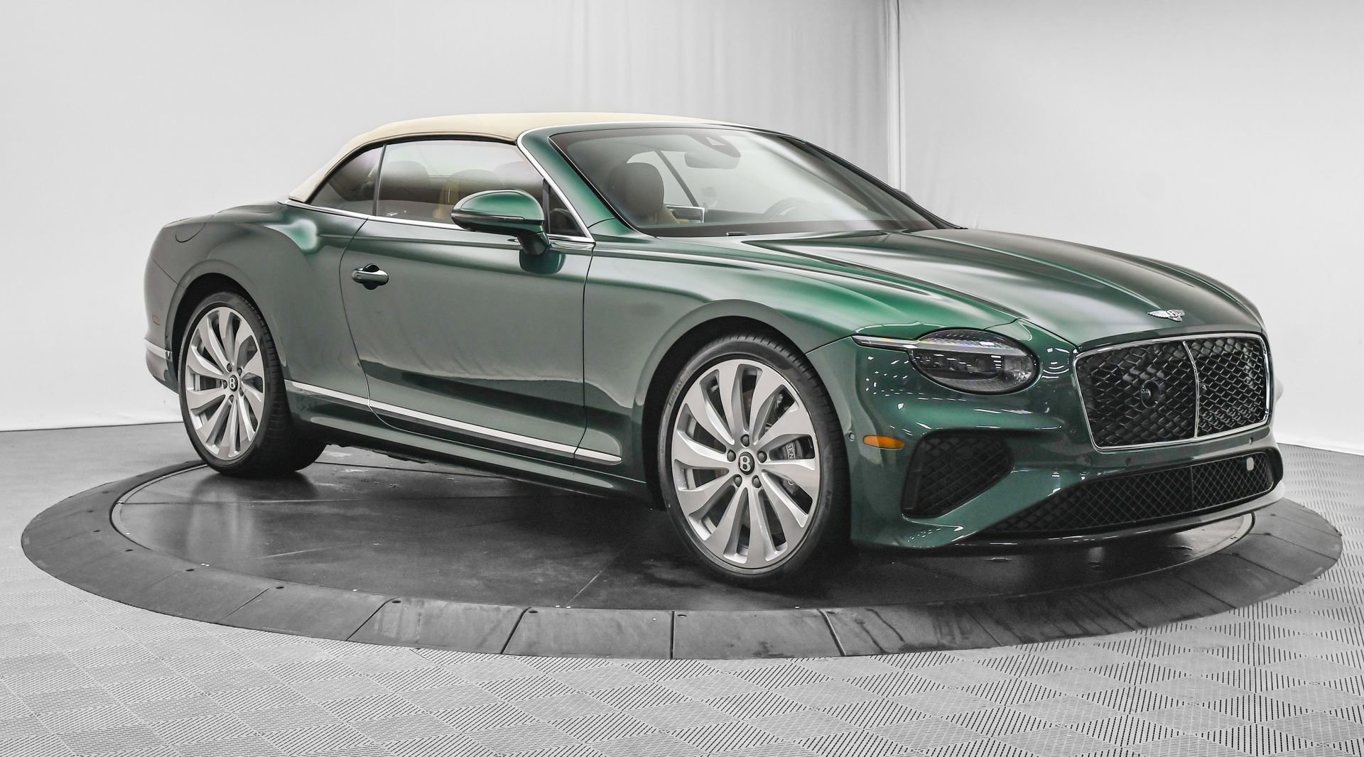 New 2026 Bentley Continental GTC AWD/4WD image 49