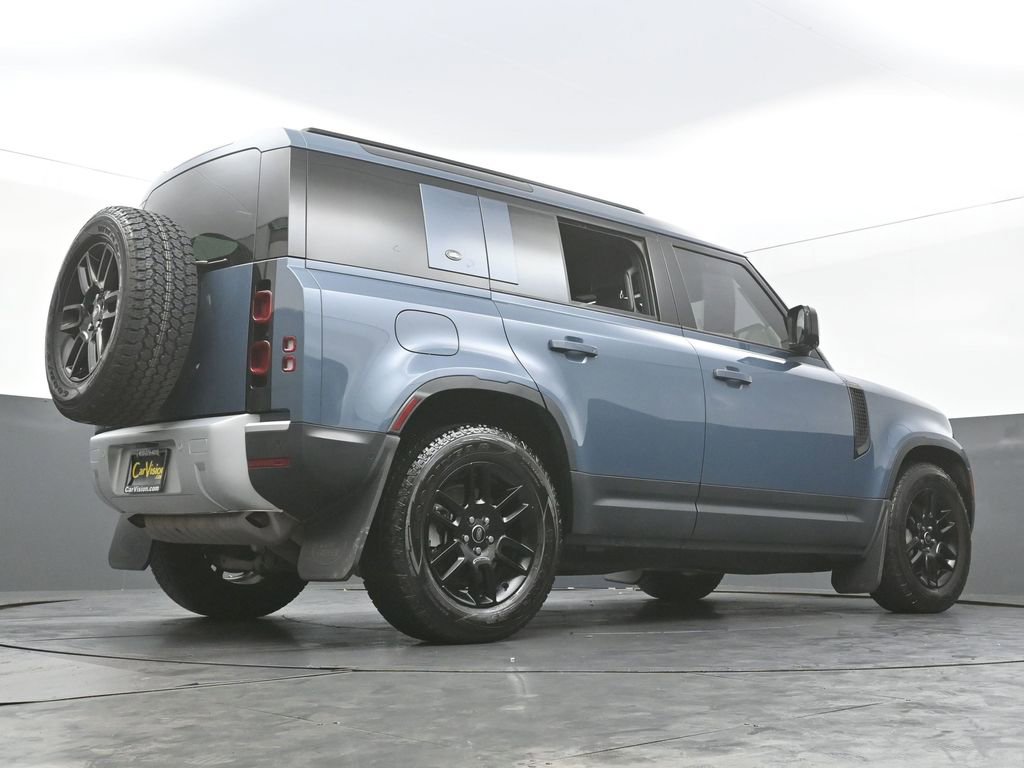 Used 2024 Land Rover Defender 110 S image 44