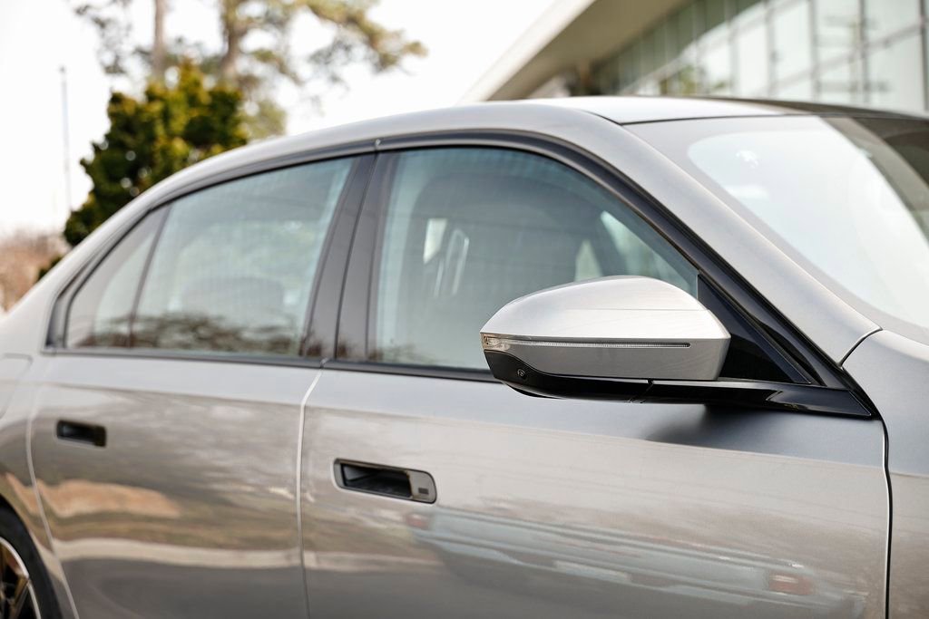 New 2026 BMW 740i w/ Premium Package image 5