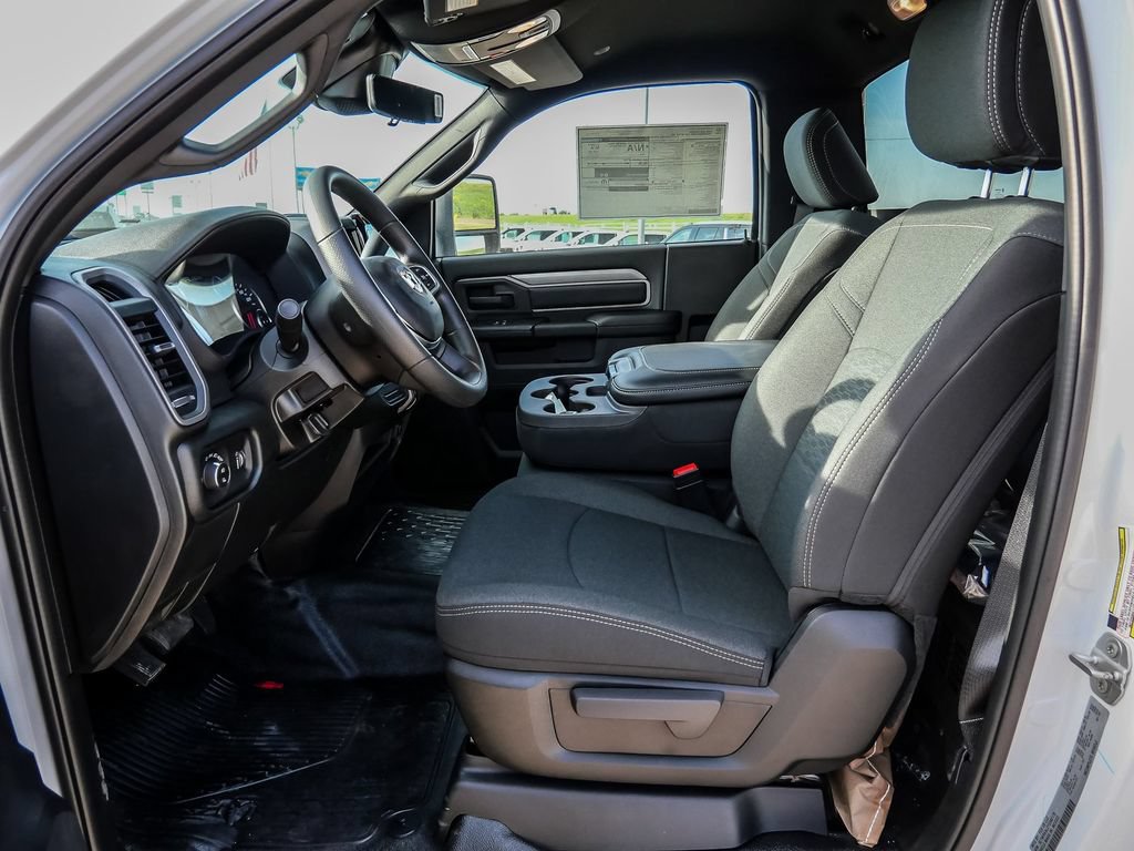 New 2026 RAM 4500 Tradesman RWD image 37