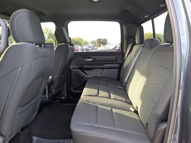 New 2026 RAM 1500 Express AWD/4WD image 13