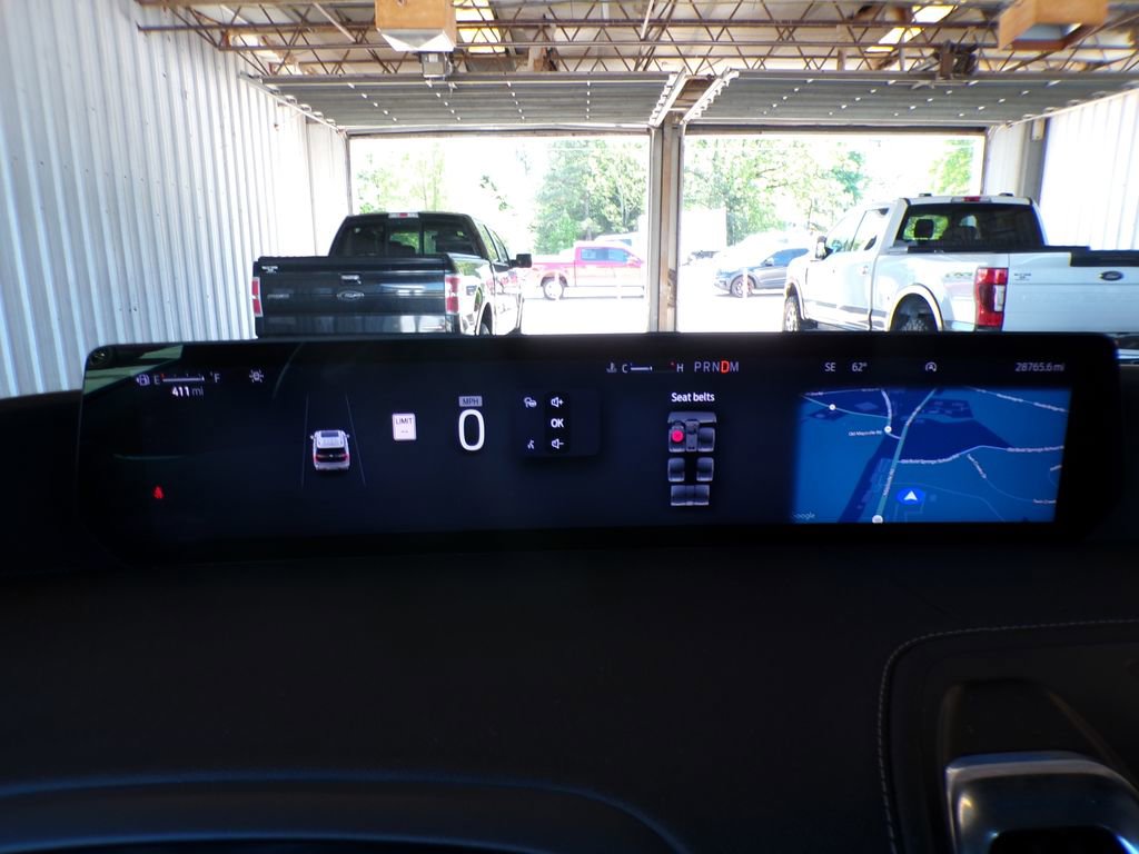 Used 2025 Ford Expedition Max Platinum AWD/4WD image 19