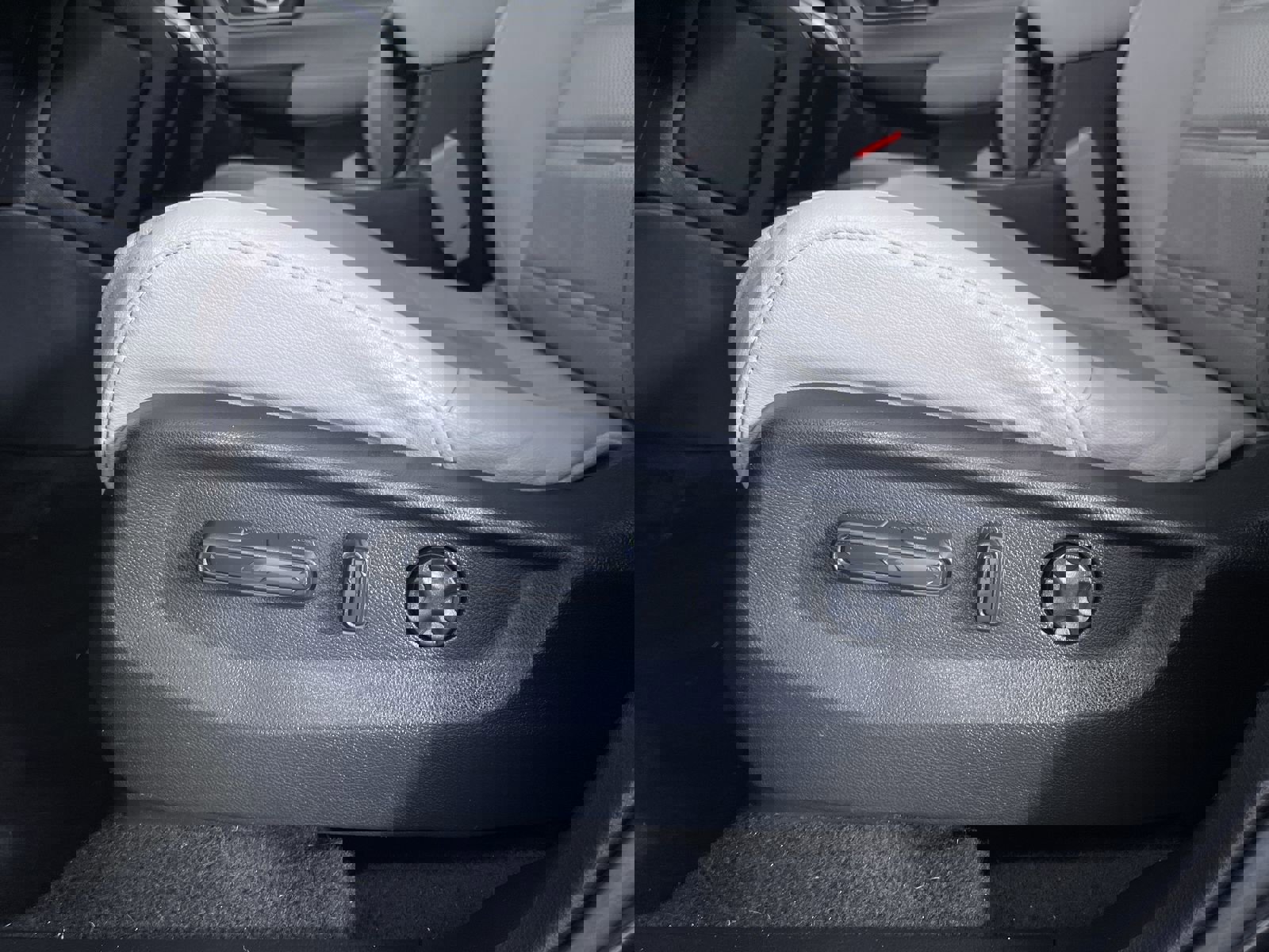 Used 2019 Honda CR-V Touring image 13