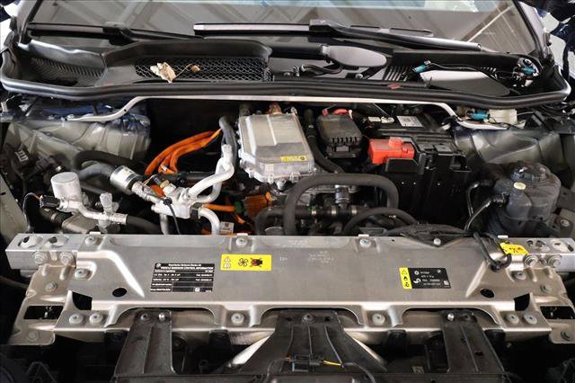 Used 2024 BMW iX xDrive50 w/ Premium Package image 27