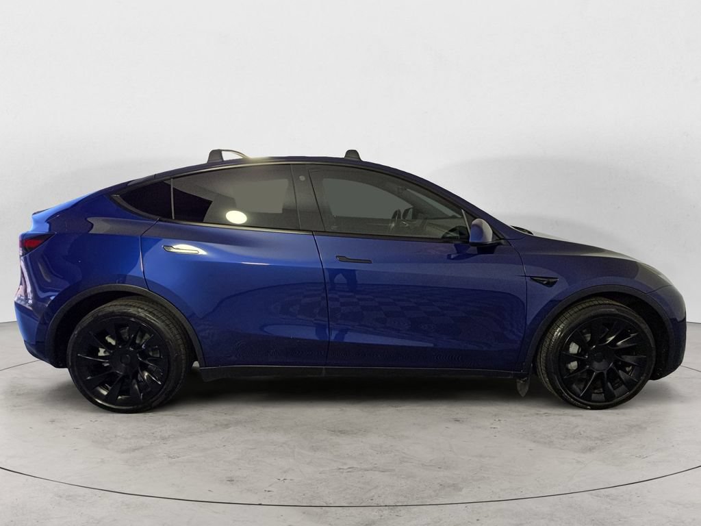 Used 2023 Tesla Model Y Long Range AWD/4WD image 6