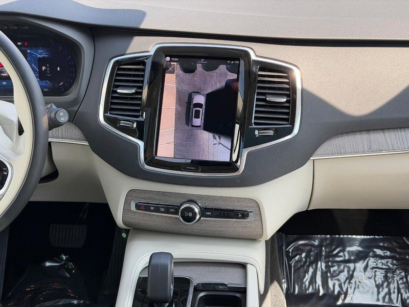 Certified 2023 Volvo XC90 B5 Plus w/ Protection Package AWD/4WD image 14