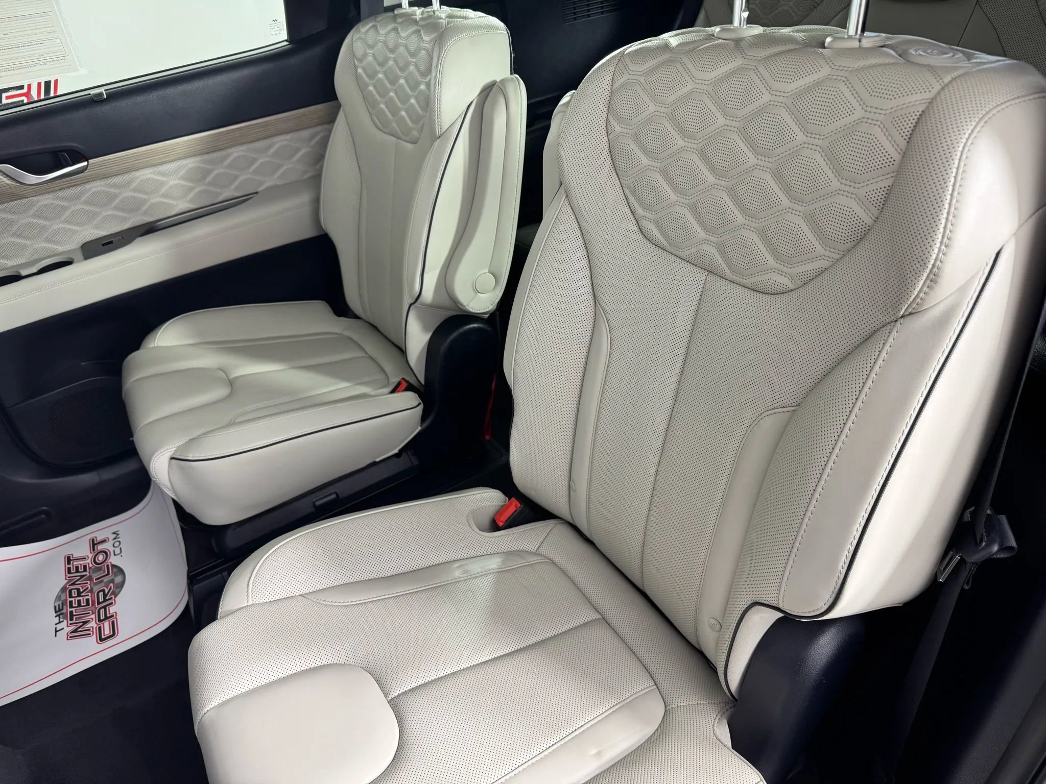 Used 2021 Hyundai Palisade Calligraphy image 42