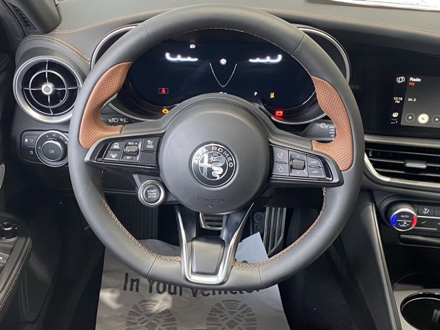 New 2025 Alfa Romeo Giulia AWD w/ Driving Assist Package image 49