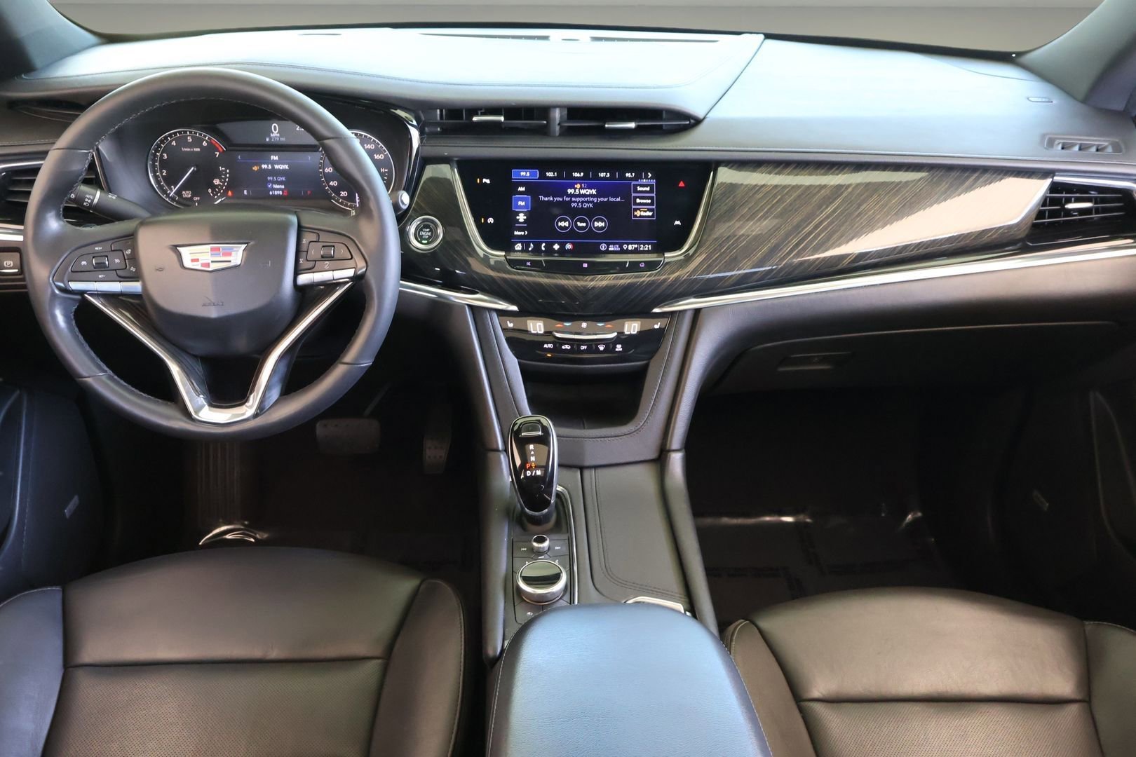 Used 2020 Cadillac XT6 Premium Luxury image 15