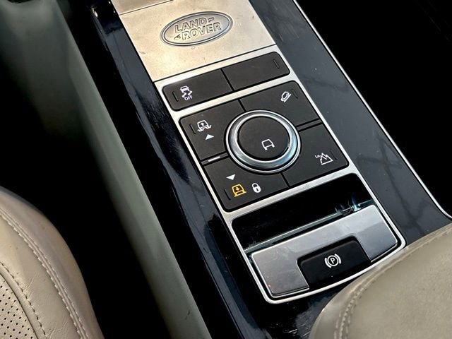 Used 2022 Land Rover Range Rover Westminster Edition image 22