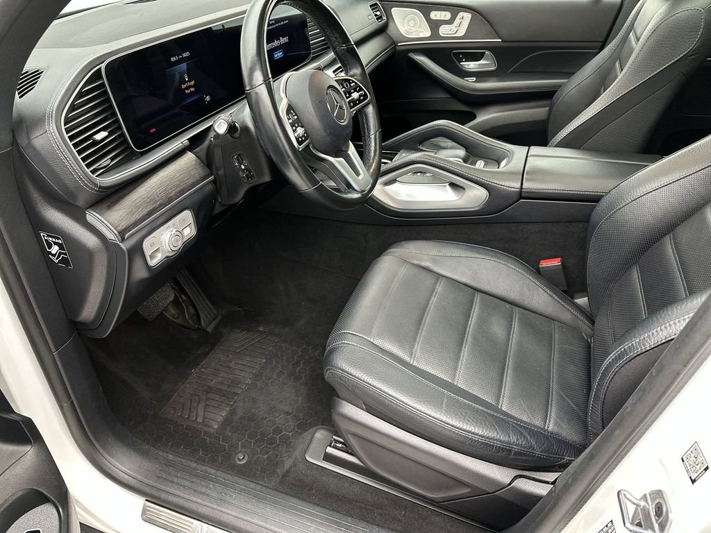 Used 2021 Mercedes-Benz GLS 450 4MATIC image 11