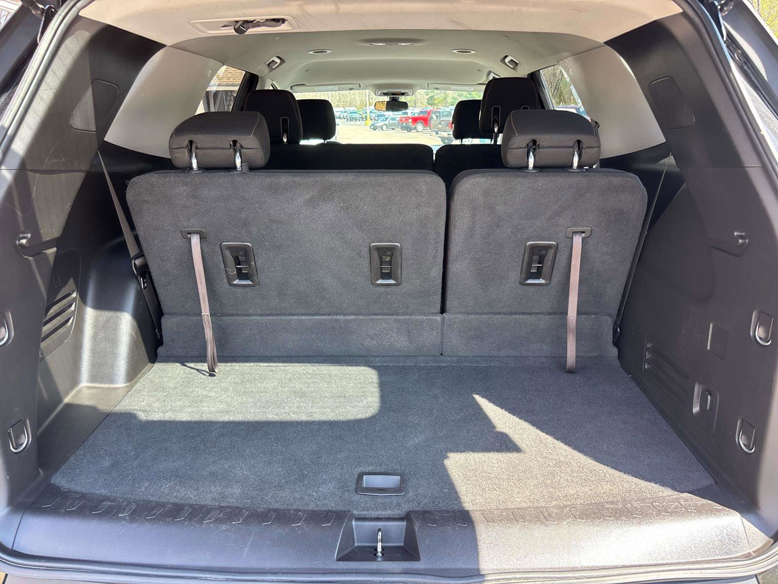 Used 2018 Chevrolet Traverse LS AWD/4WD image 12