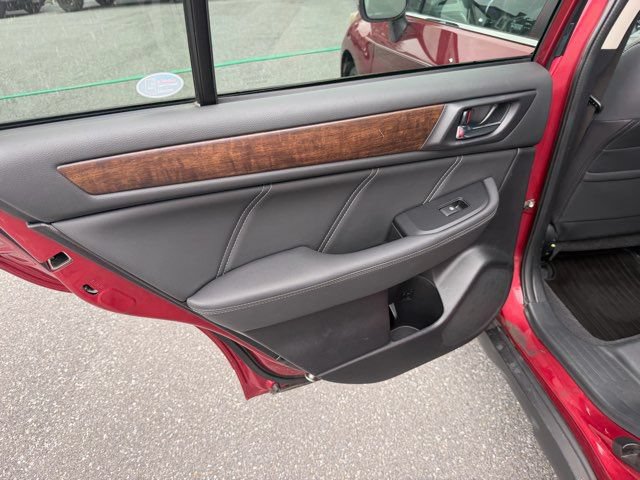 Used 2018 Subaru Outback 2.5i Limited AWD/4WD image 21