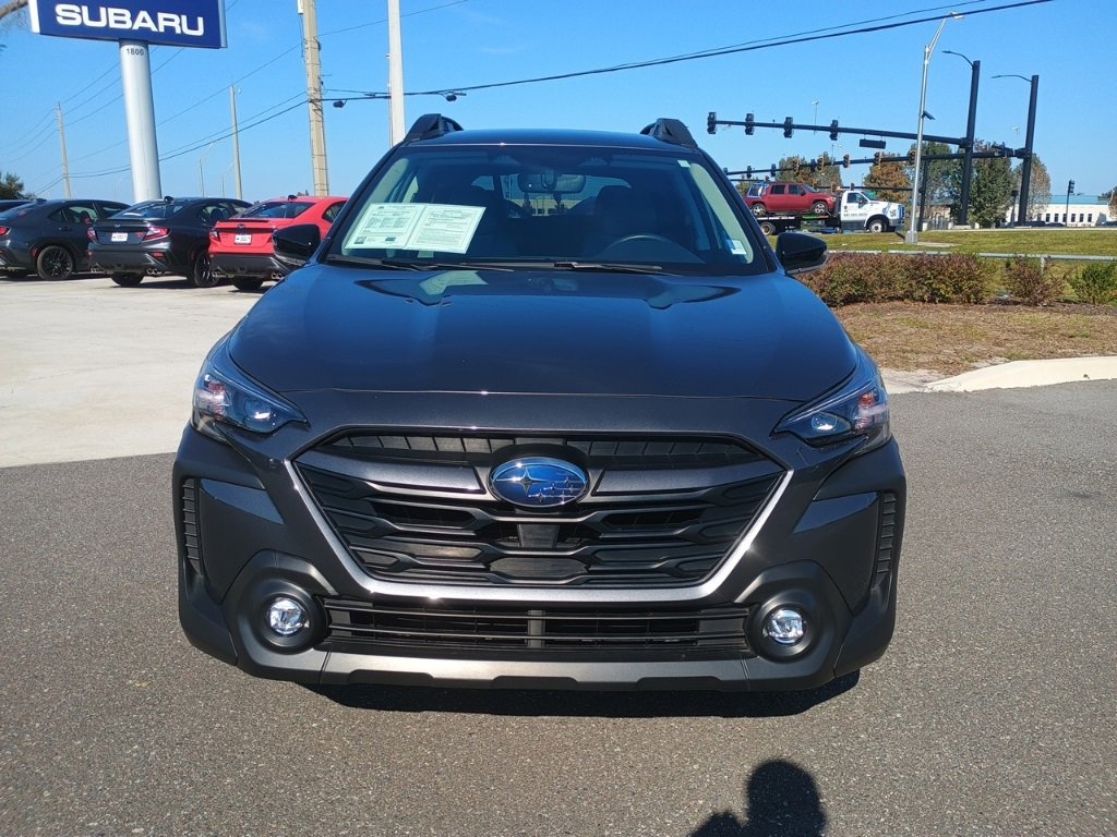 Certified 2025 Subaru Outback Premium image 2