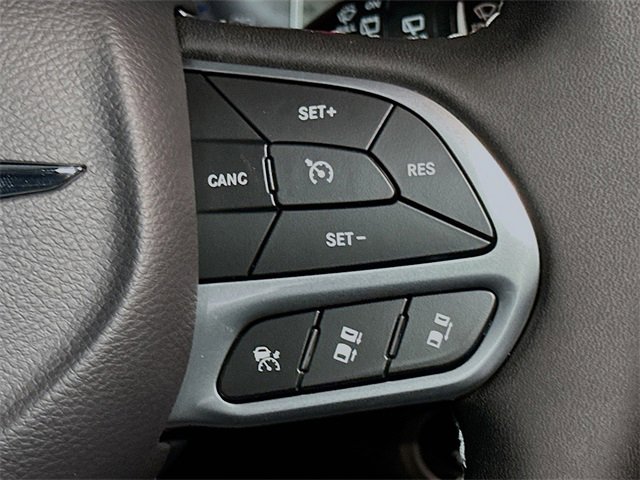 New 2026 Chrysler Pacifica Select image 28