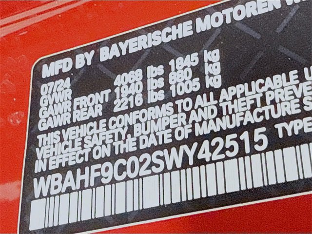 Used 2025 BMW Z4 M40i w/ Premium Package image 31