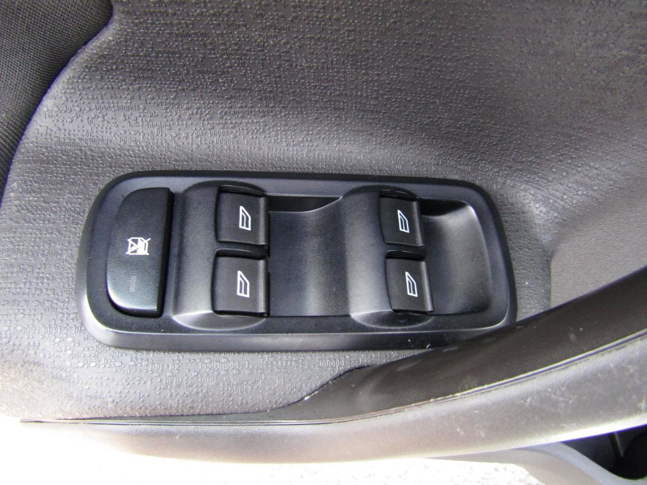 Used 2019 Ford Fiesta SE w/ Equipment Group 201A FWD image 11