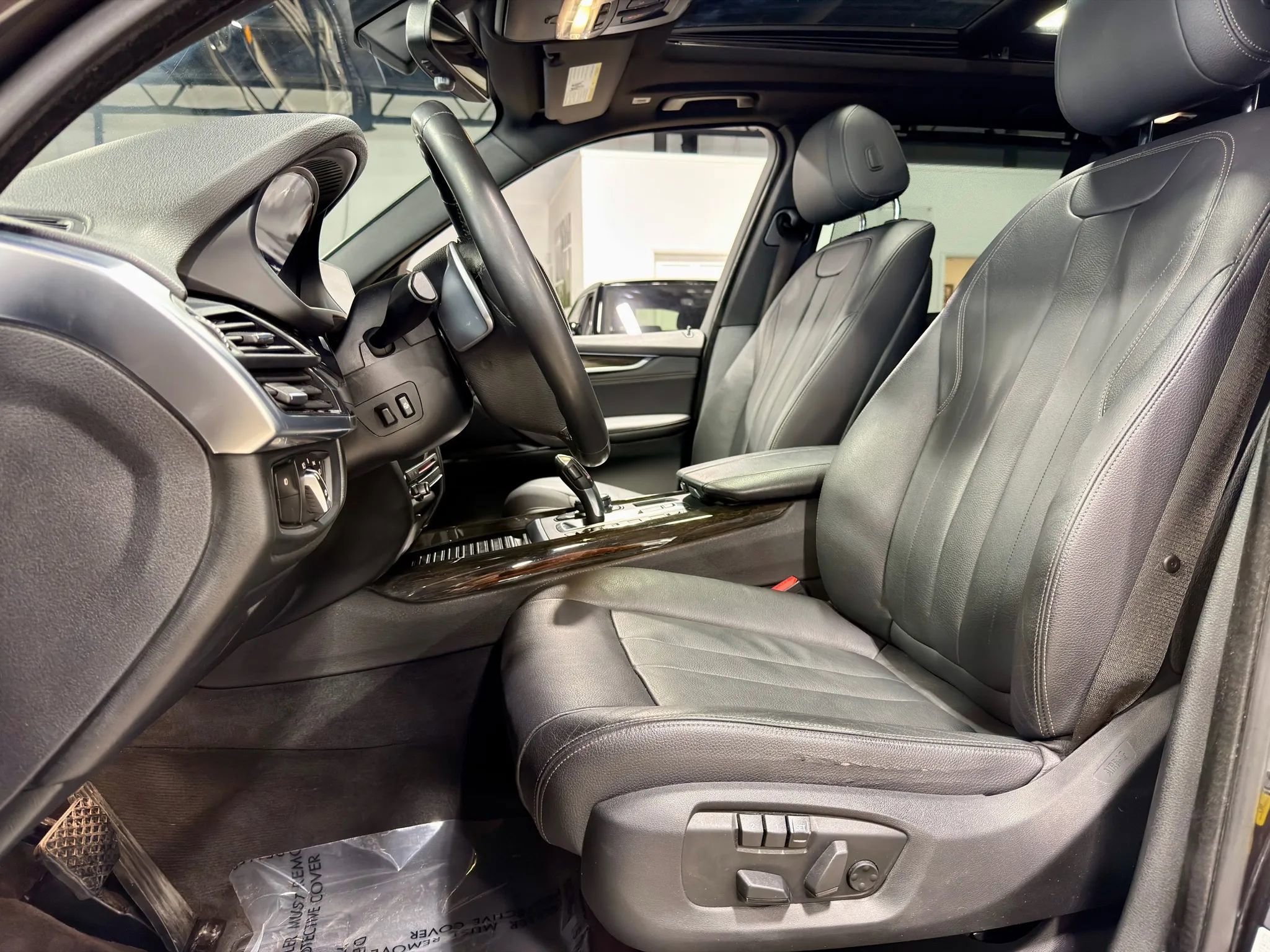 Used 2018 BMW X5 xDrive40e image 8