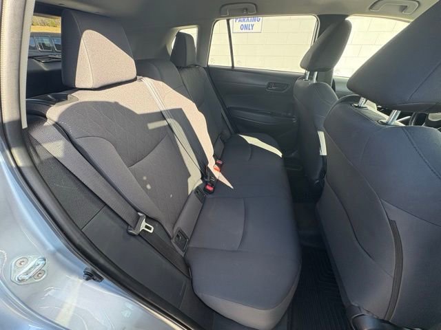 Used 2023 Toyota Corolla Cross LE image 23