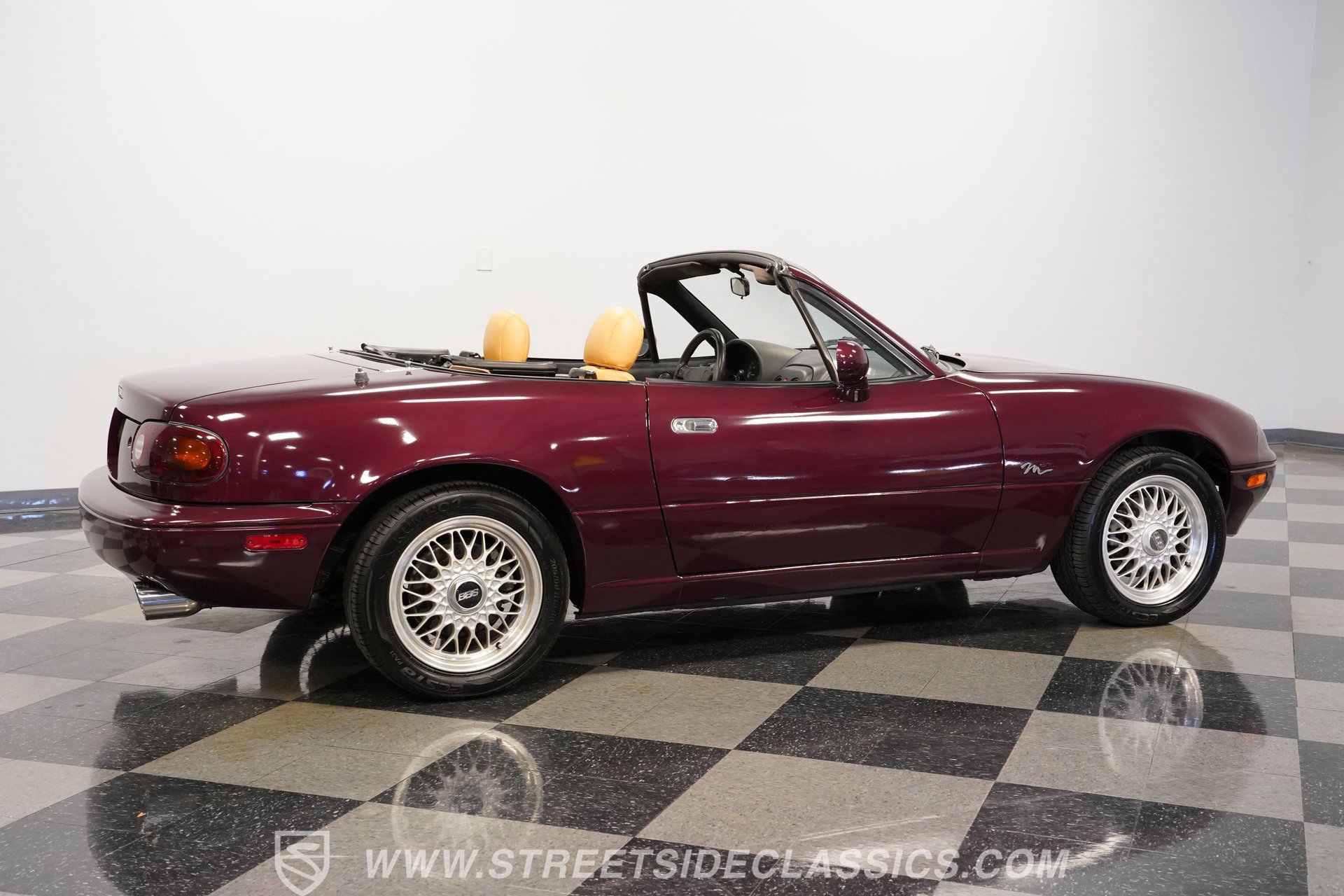 Used 1995 MAZDA MX-5 Miata M-Edition image 13