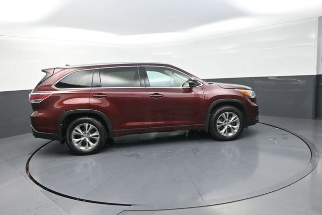 Used 2015 Toyota Highlander XLE image 74