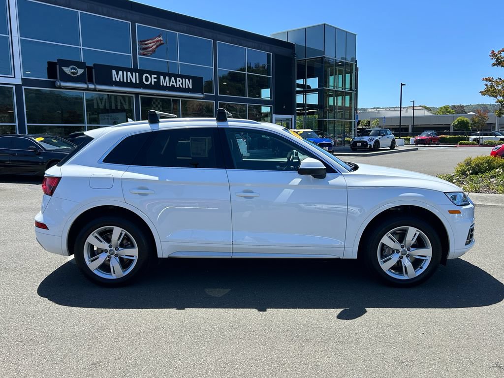 Used 2019 Audi Q5 2.0T Premium Plus w/ Premium Plus Package AWD/4WD image 6