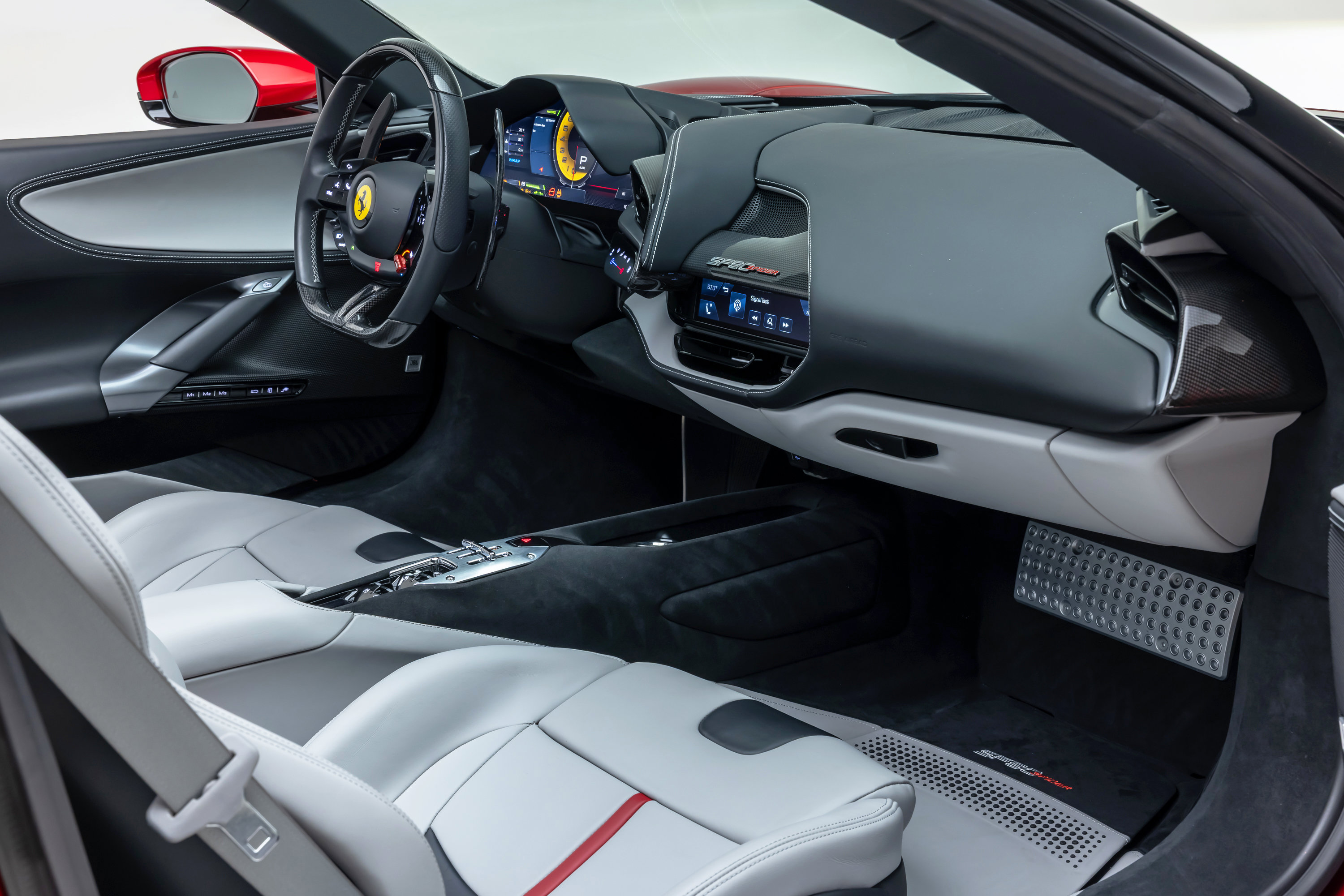 Certified 2025 Ferrari SF90 Spider AWD/4WD image 31