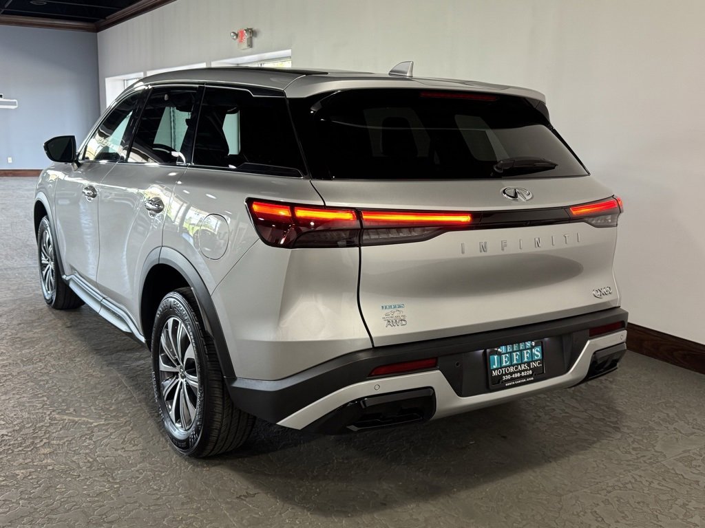 Used 2023 INFINITI QX60 Pure image 6