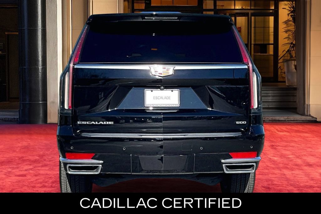 Used 2022 Cadillac Escalade Luxury RWD image 5