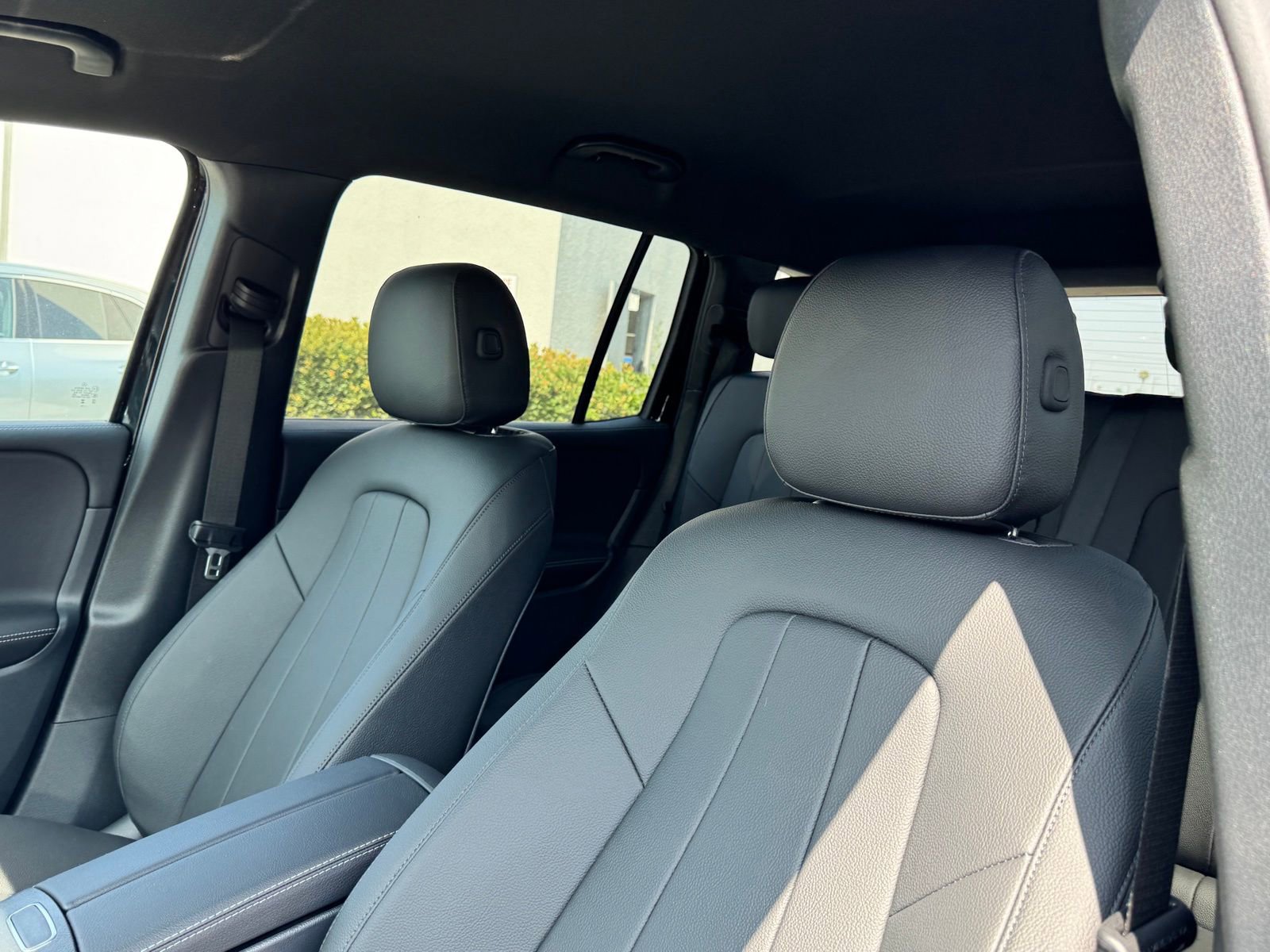 New 2025 Mercedes-Benz GLB 250 image 20