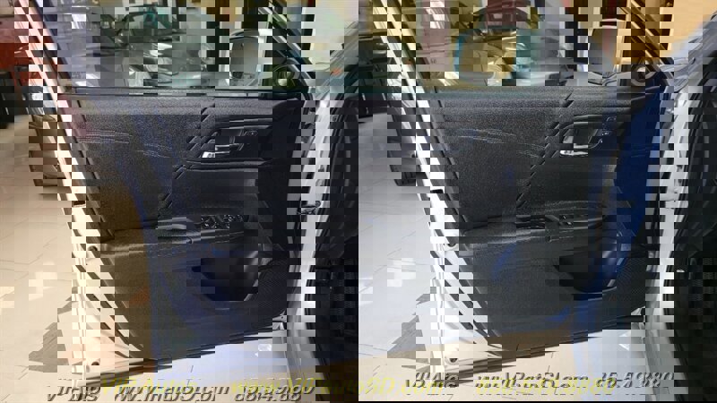 Used 2013 Honda Accord EX-L image 8