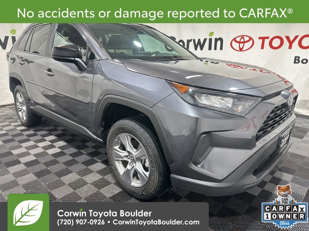 Used 2022 Toyota RAV4 LE image 1