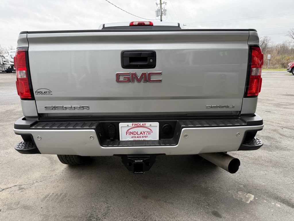 Used 2019 GMC Sierra 2500 Denali w/ Duramax Plus Package AWD/4WD image 24