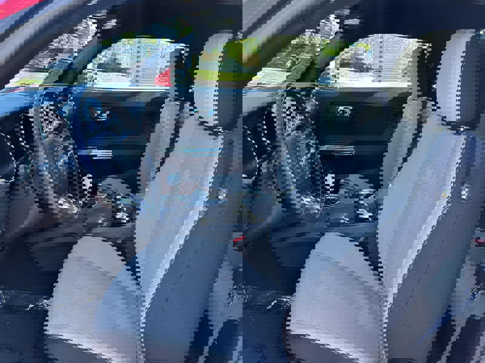 Used 2022 Ford Mustang GT image 11