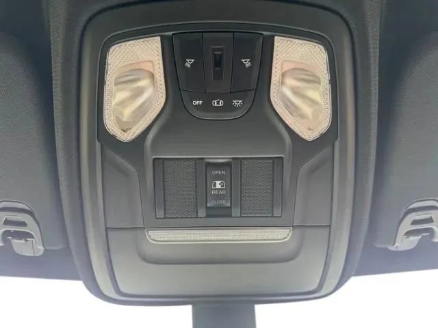 Used 2019 RAM 1500 Big Horn AWD/4WD image 30