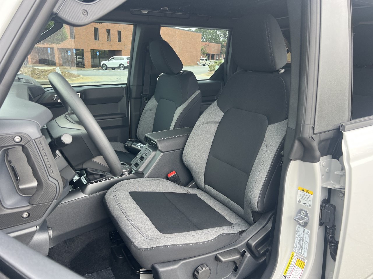 New 2026 Ford Bronco 4-Door w/ Sasquatch Package AWD/4WD image 13