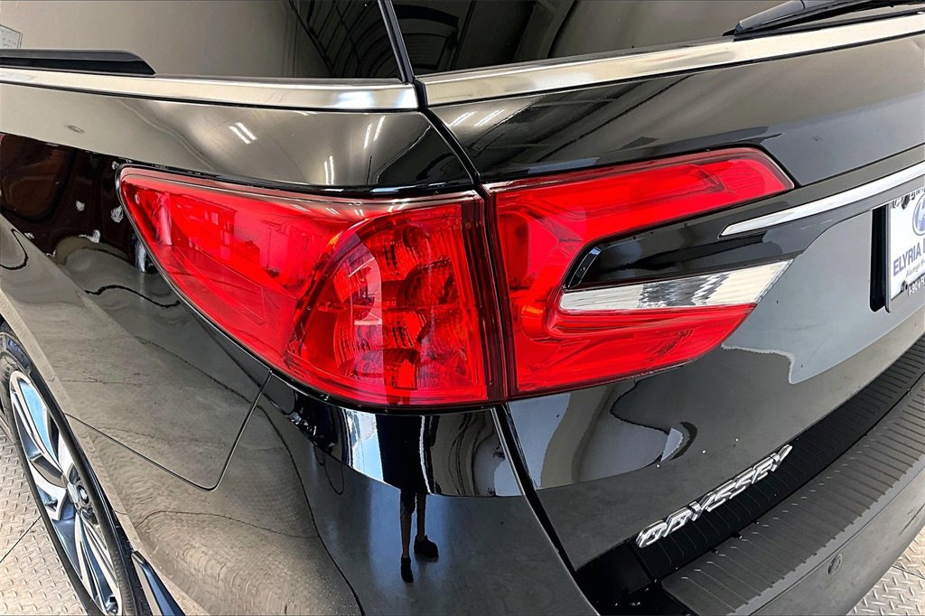 Used 2024 Honda Odyssey Touring image 32